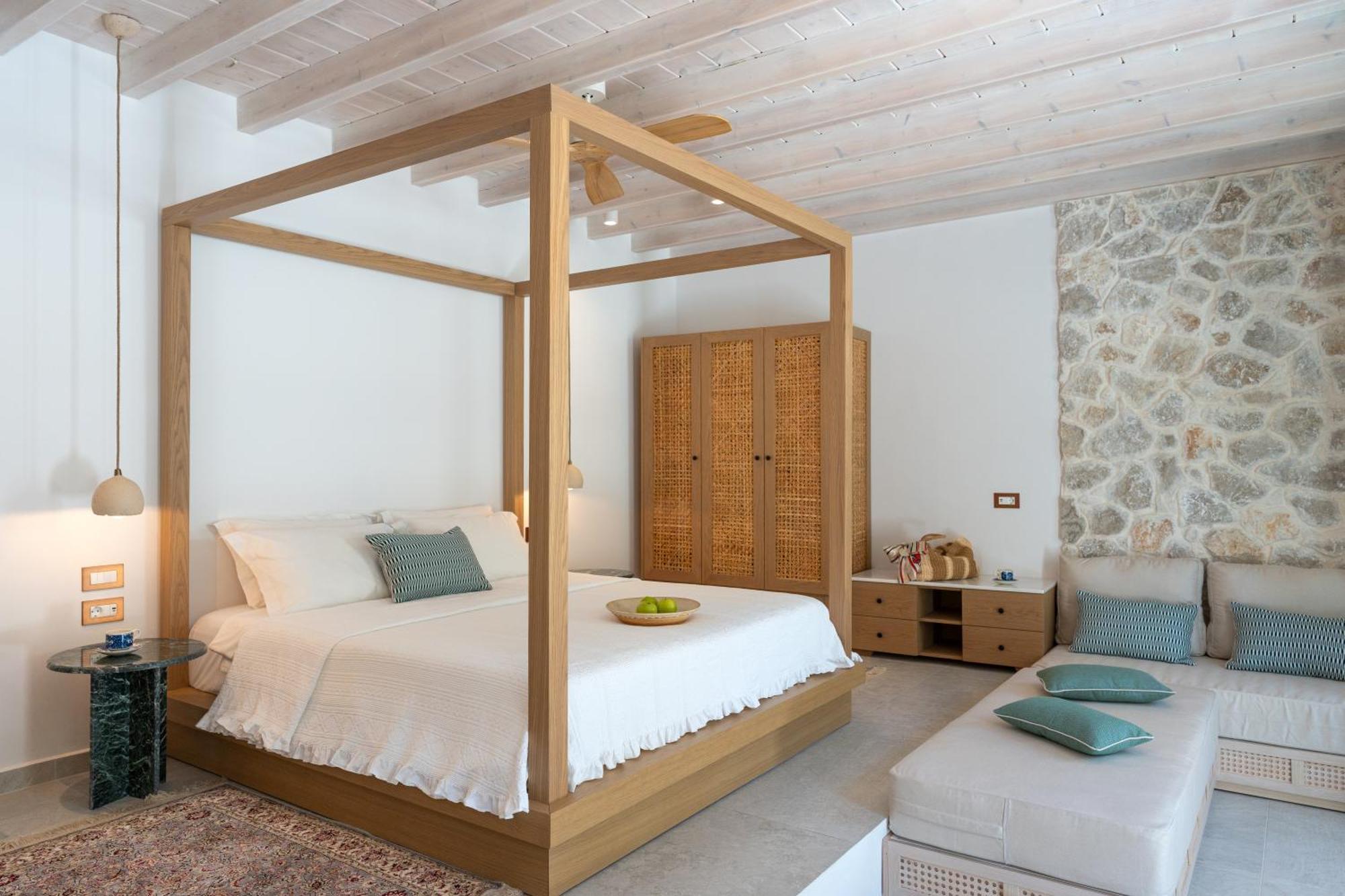 Nisomar Suites Sými Eksteriør bilde